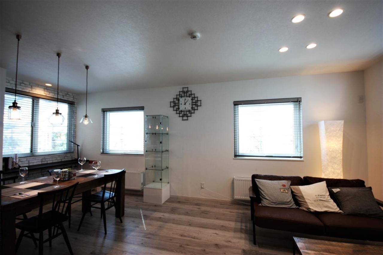 Teine White House Villa Sapporo Exterior foto